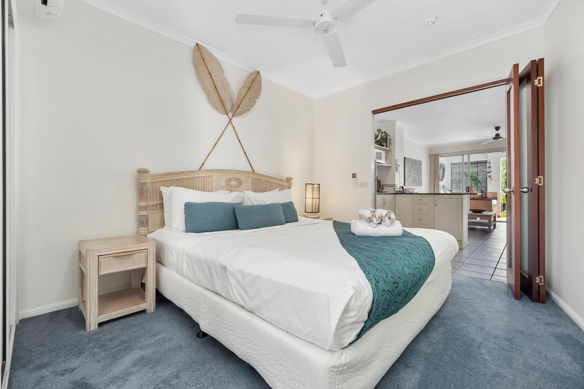 Alassio Beachfront Apartments بالم كوف الغرفة الصورة