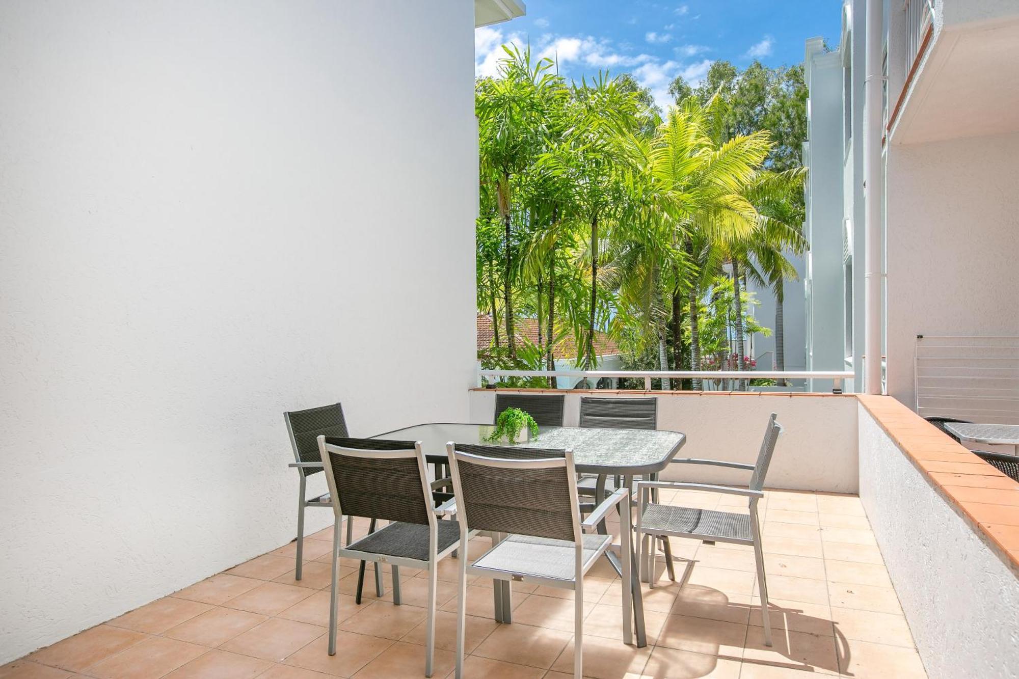 Alassio Beachfront Apartments بالم كوف الغرفة الصورة