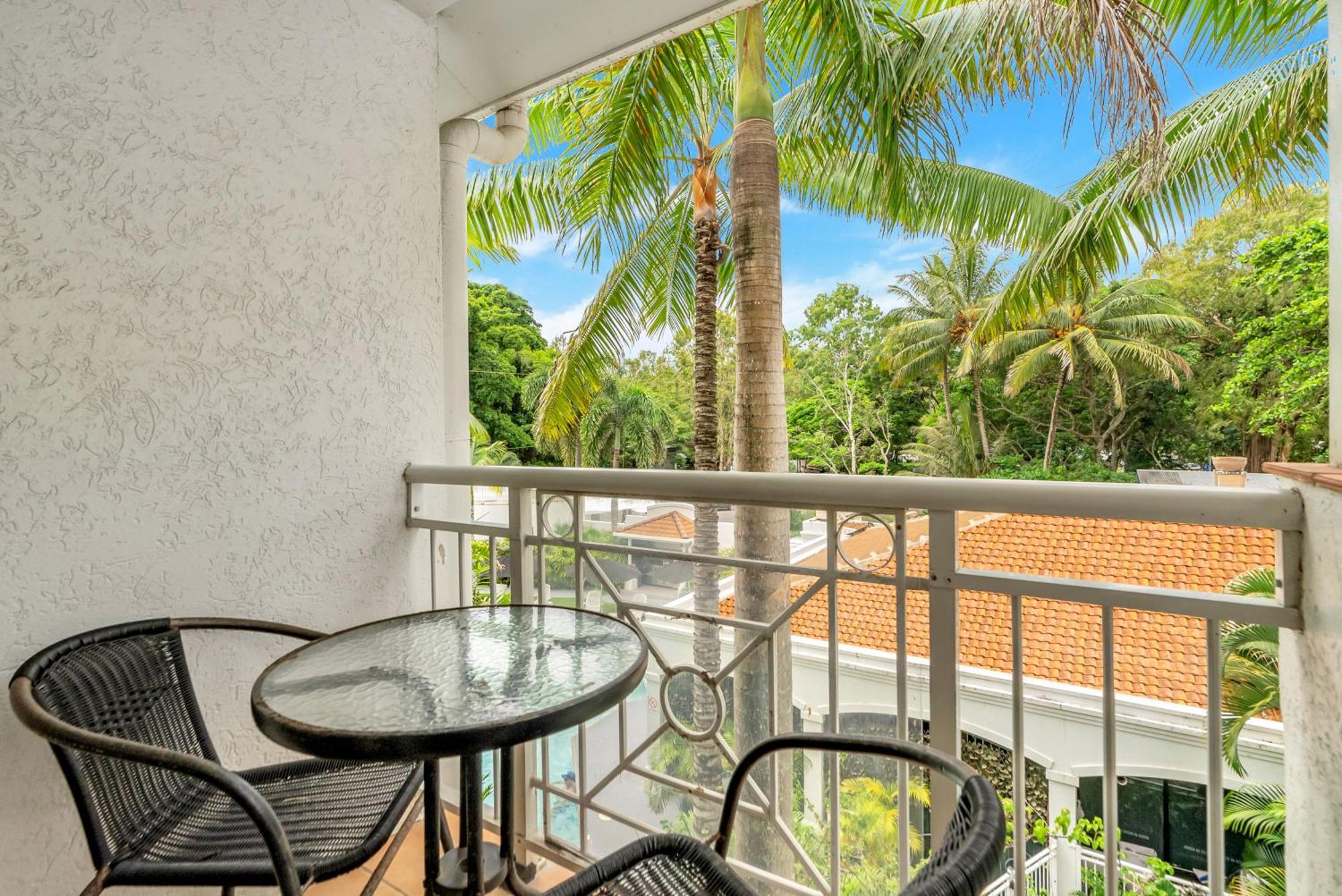 Alassio Beachfront Apartments بالم كوف الغرفة الصورة